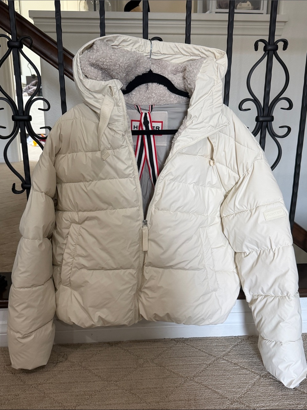 Hunter Off-White Hooded Puffer Jacket